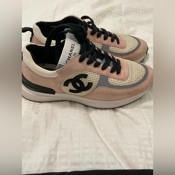 Chanel women Mesh Suede Calfskin Grained Calfskin Womens CC Sneakers 38.5 pink - Picture 13 of 13